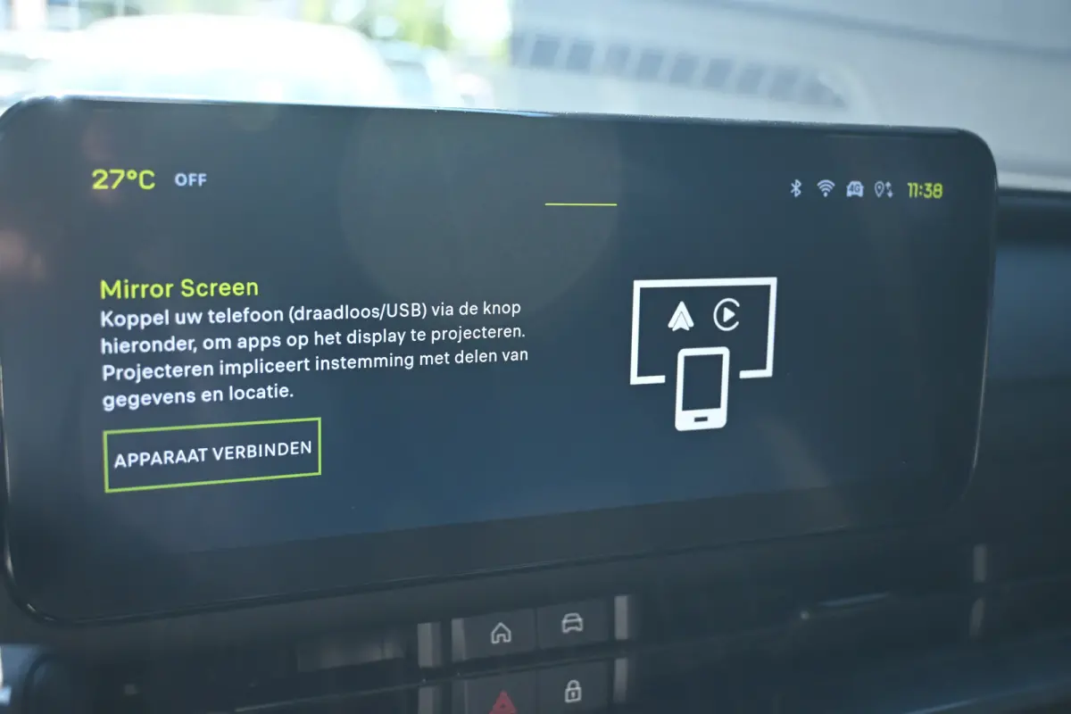 Scorpionissima 54 kWh 240pk Tot 8 Jaar Garantie! | Torson Sperdifferentieel | Sabelt Stoelen | Allseason | Stoelverwarming | Draadloos Apple Carplay & Android Auto | !!