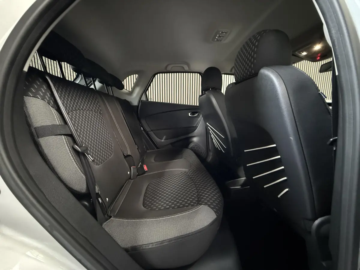 1.2 TCe Intens | Automaat | Camera | Trekhaak | Dealer onderhouden