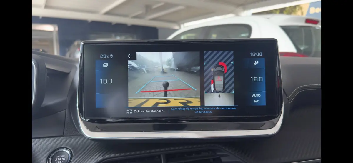 1.2 PureTech GT | Cruise Control | Climate Control | Achteruitrij Camera | Parkeersensoren Voor en Achter | Apple Carplay / Android Auto | Achteruitrijcamera | Android Auto | Apple CarPlay
