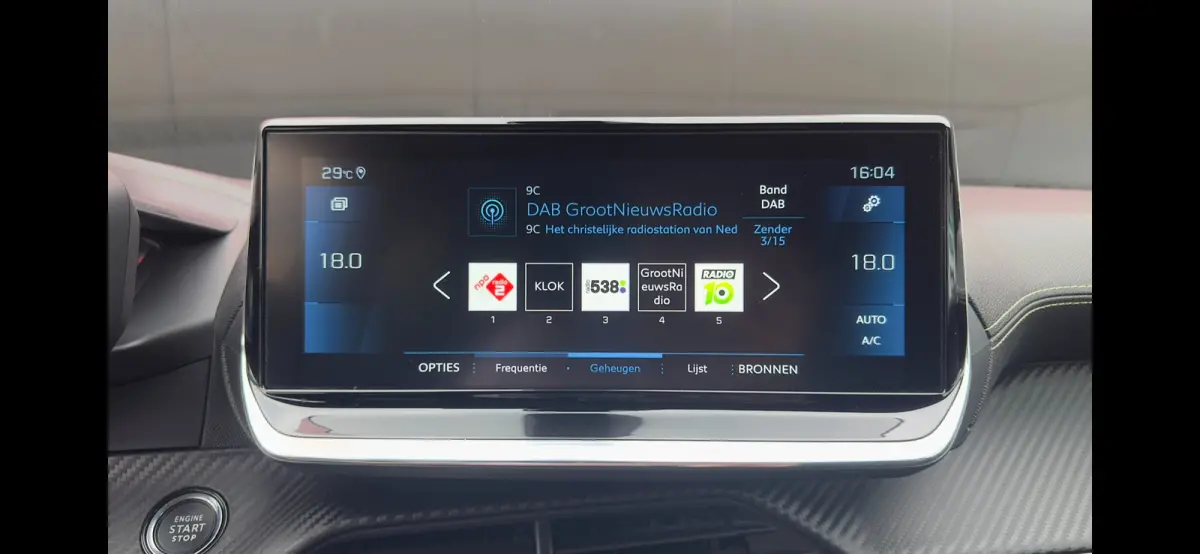1.2 PureTech GT | Cruise Control | Climate Control | Achteruitrij Camera | Parkeersensoren Voor en Achter | Apple Carplay / Android Auto | Achteruitrijcamera | Android Auto | Apple CarPlay