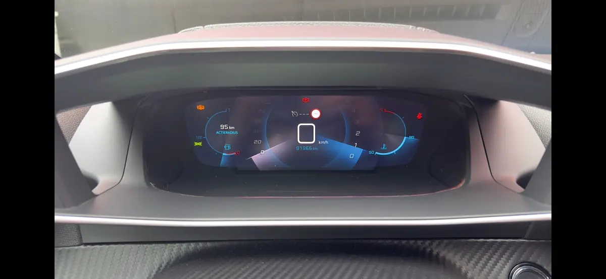1.2 PureTech GT | Cruise Control | Climate Control | Achteruitrij Camera | Parkeersensoren Voor en Achter | Apple Carplay / Android Auto | Achteruitrijcamera | Android Auto | Apple CarPlay