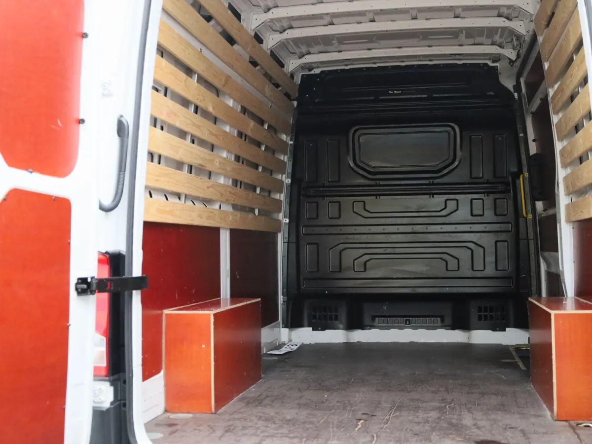 2.0 TDI L3H3 Highline 140PK | Automaat | Trekhaak | Navigatie | Cruise Control | Multifunctioneel Stuurwiel | Apple/Android Carplay | DAB+ | Parkeersensoren Voor + Achter | Achteruitrijcamer