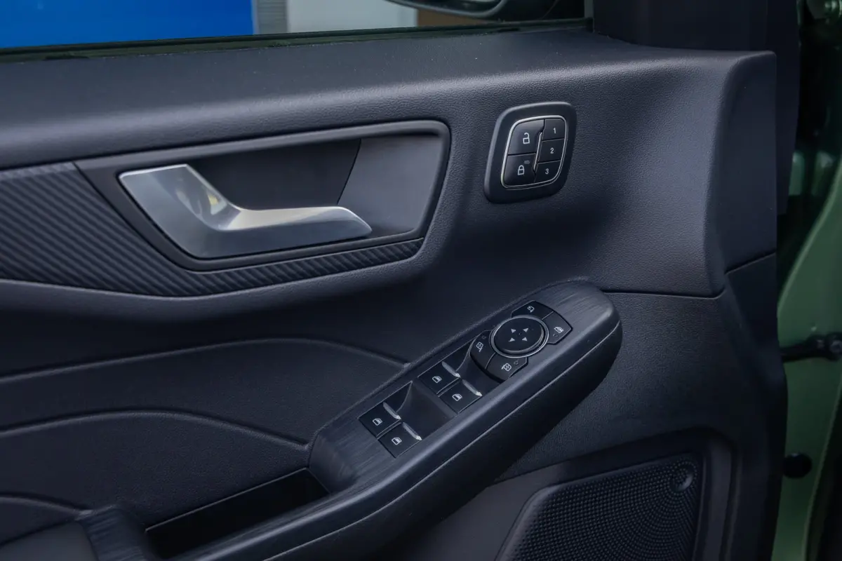 2.5 PHEV ST-Line X | Adaptief Cruise control | Trekhaak elektrisch | Elektrisch stoelen met geheugen | 360 Camera | Winterpack + Stoelverwarming Achter | Dodehoek Detectie | Alcantara / Lede