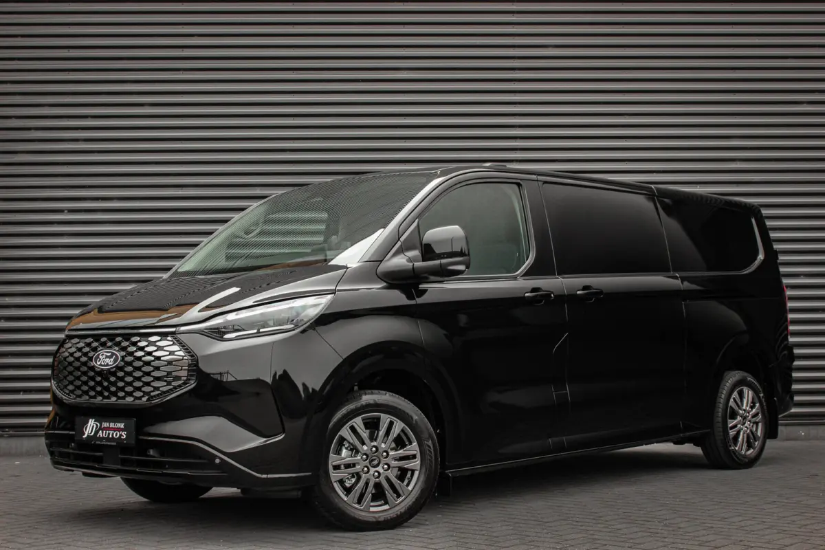 Cust. 340 L2H1 Limited 71kWh 218PK / 360 CAMERA / 370KM RANGE / APPLE CARPLAY /DRIVERS- PACK / FULL OPTION