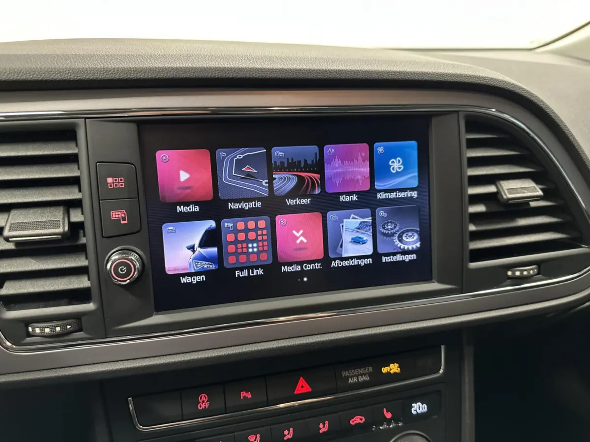 1.0 EcoTSI Style CRUISE STOELVER VIRTUAL CAMERA ECC.