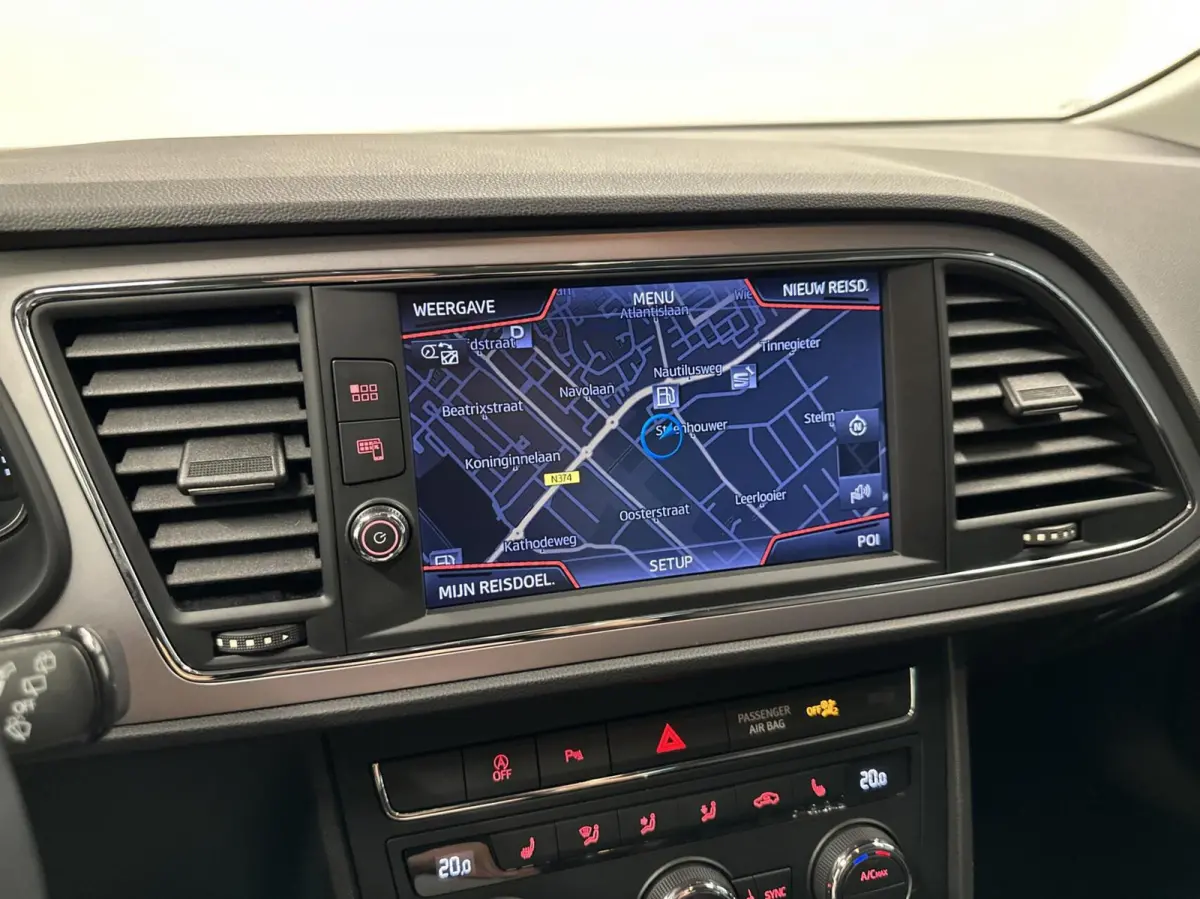 1.0 EcoTSI Style CRUISE STOELVER VIRTUAL CAMERA ECC.