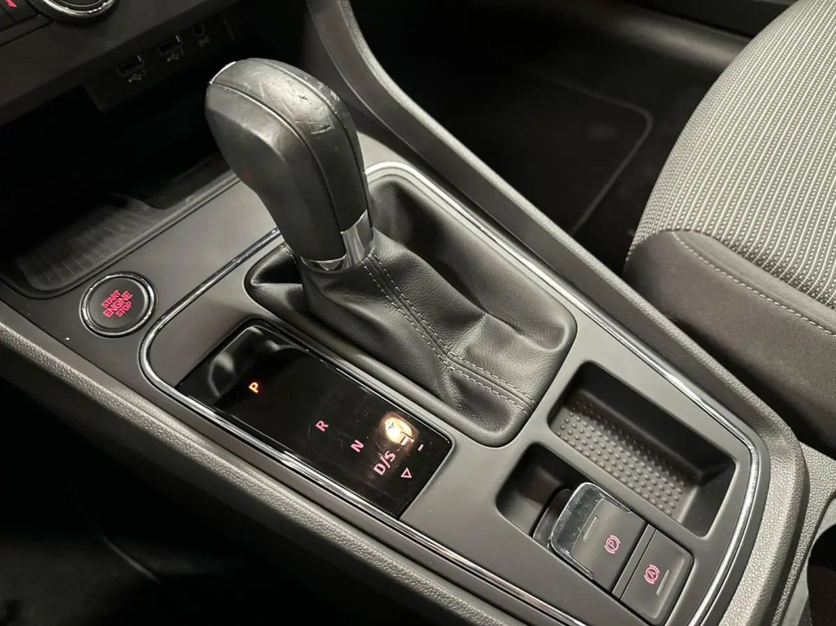 1.0 EcoTSI Style CRUISE STOELVER VIRTUAL CAMERA ECC.