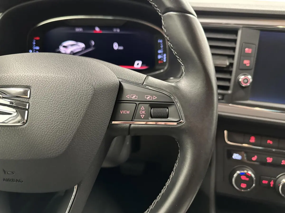 1.0 EcoTSI Style CRUISE STOELVER VIRTUAL CAMERA ECC.