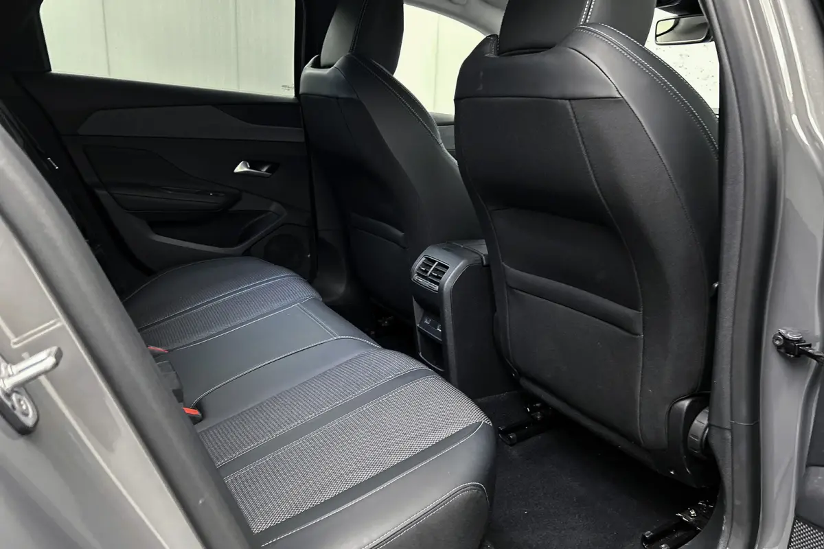 1.2 Hybrid 145 e-DCS6 | Rondomzicht camera | Half leder | Navigatie