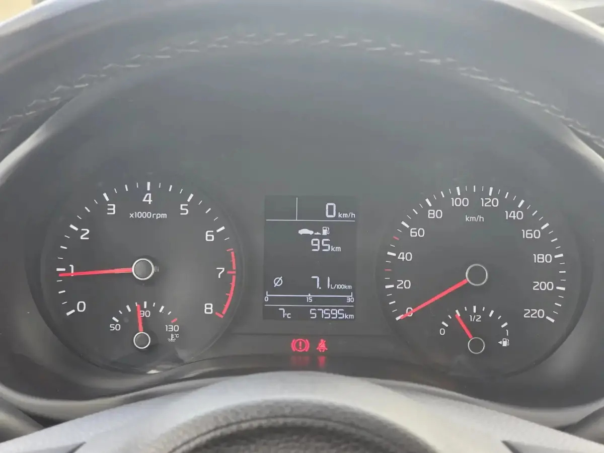 1.0 T-GDi DynamicLine | Apple Carplay/Android | Navi | Cruise control |