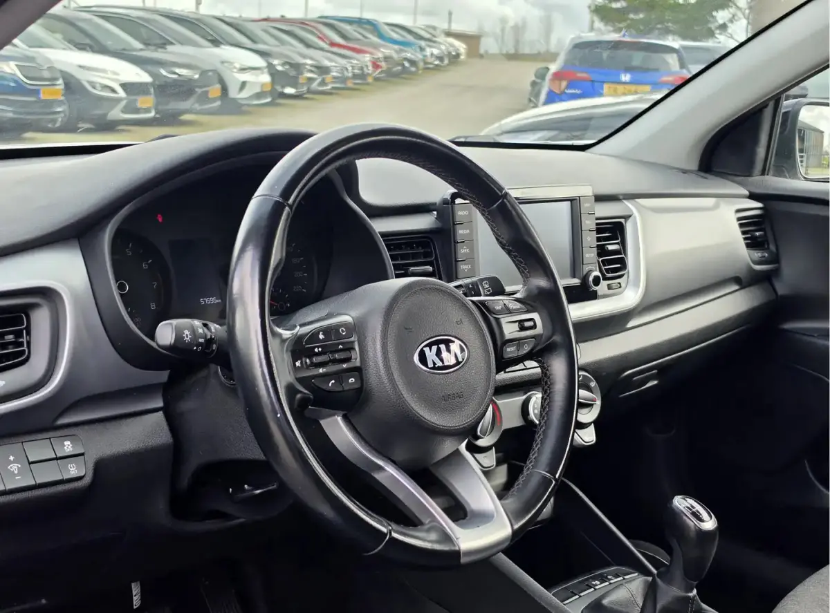 1.0 T-GDi DynamicLine | Apple Carplay/Android | Navi | Cruise control |