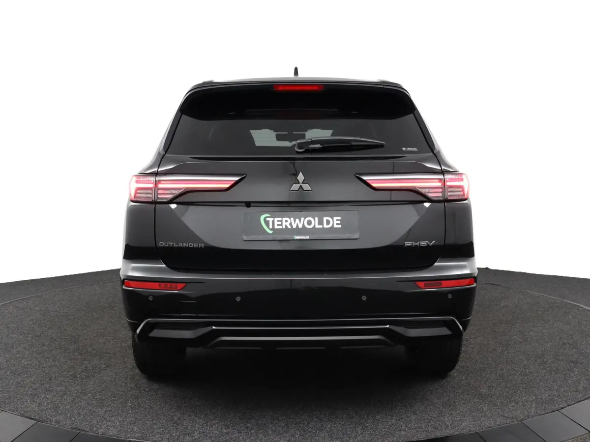 2.4 PHEV Black Edition | € 4.000 Korting! | 360° Camera | Adaptive Cruise Control | Bekleding Leder | Climate Control | Elektrische Kofferklep | Elektrische Stoelen | Massagestoelen | Nav