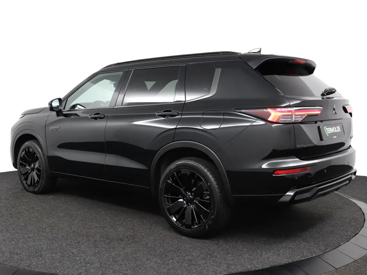 2.4 PHEV Black Edition | € 4.000 Korting! | 360° Camera | Adaptive Cruise Control | Bekleding Leder | Climate Control | Elektrische Kofferklep | Elektrische Stoelen | Massagestoelen | Nav