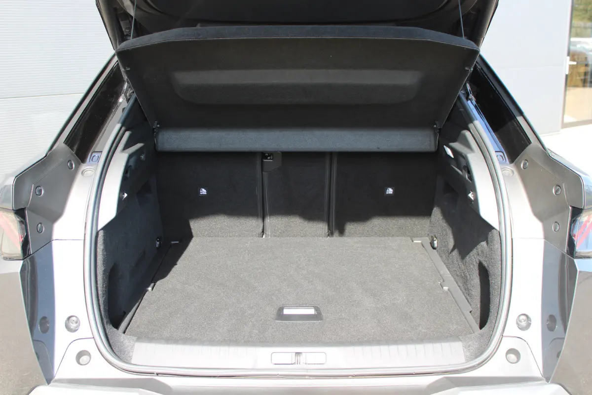 1.6 plug-in Hybrid 195 GT Automaat | Panorama/schuifdak | Luxe stoelen | Massage | Focal | Alcantara | Trekhaak