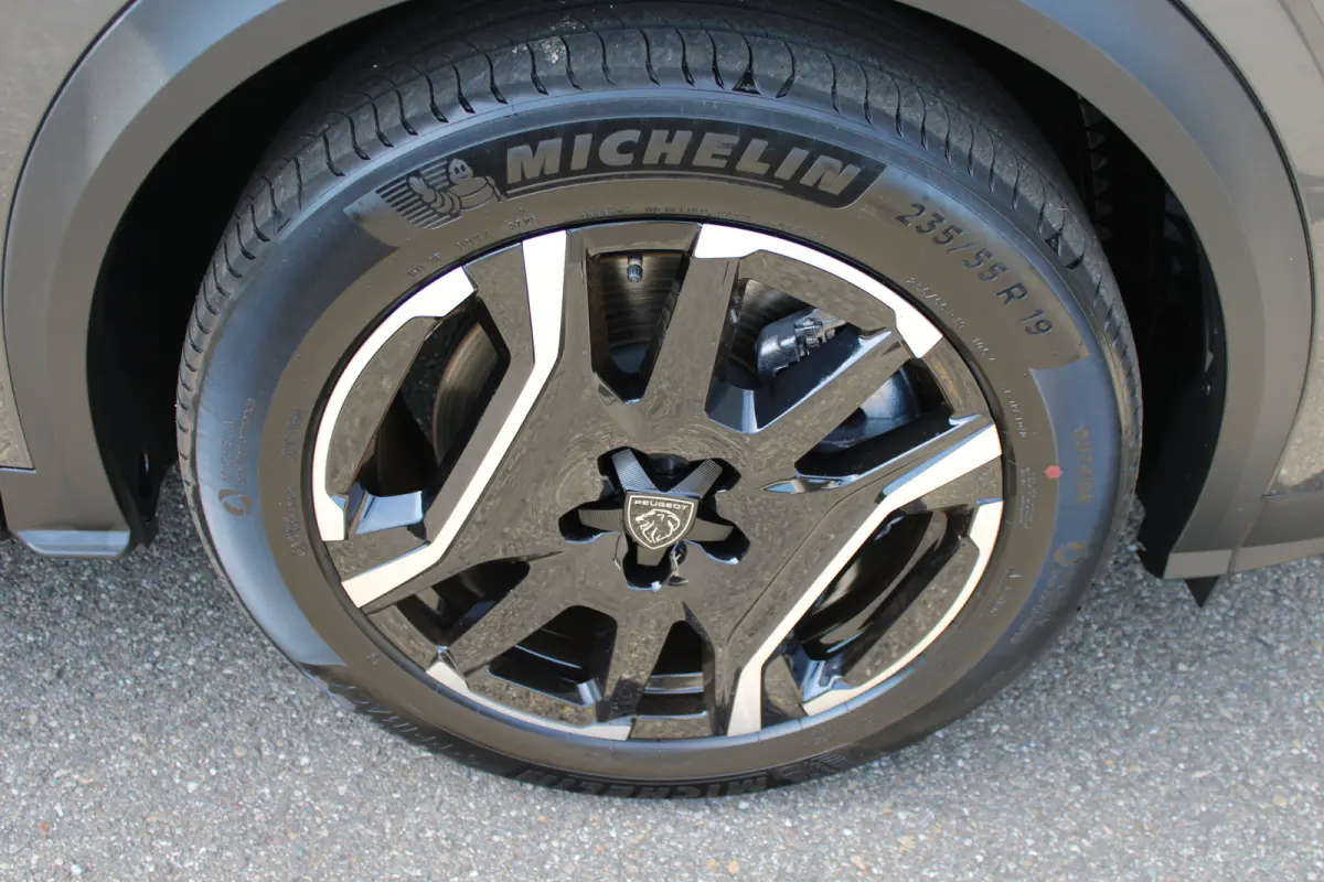 1.6 plug-in Hybrid 195 GT Automaat | Panorama/schuifdak | Luxe stoelen | Massage | Focal | Alcantara | Trekhaak