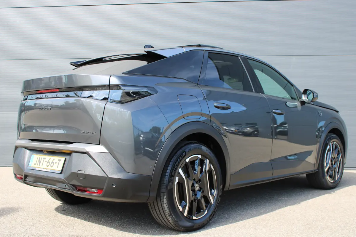1.6 plug-in Hybrid 195 GT Automaat | Panorama/schuifdak | Luxe stoelen | Massage | Focal | Alcantara | Trekhaak