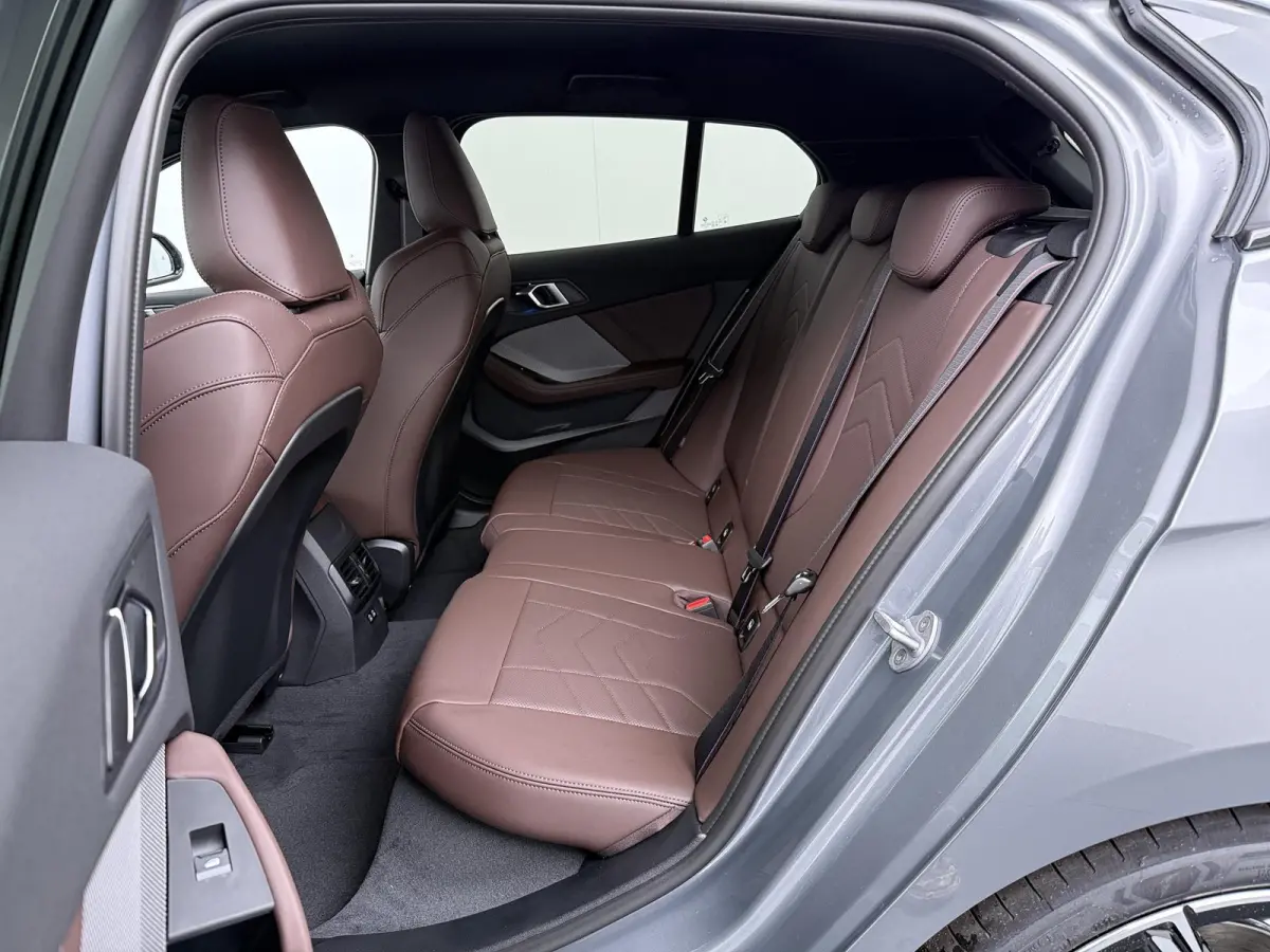 120 | M-Sport Pro | Harman Kardon | Adaptive Cruise | Trekhaak | Comfort Access |