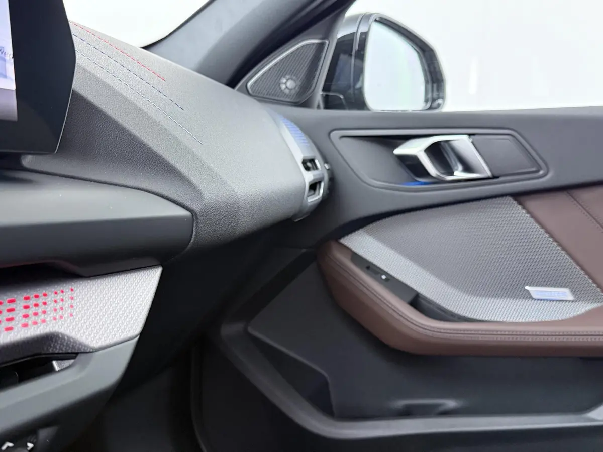 120 | M-Sport Pro | Harman Kardon | Adaptive Cruise | Trekhaak | Comfort Access |