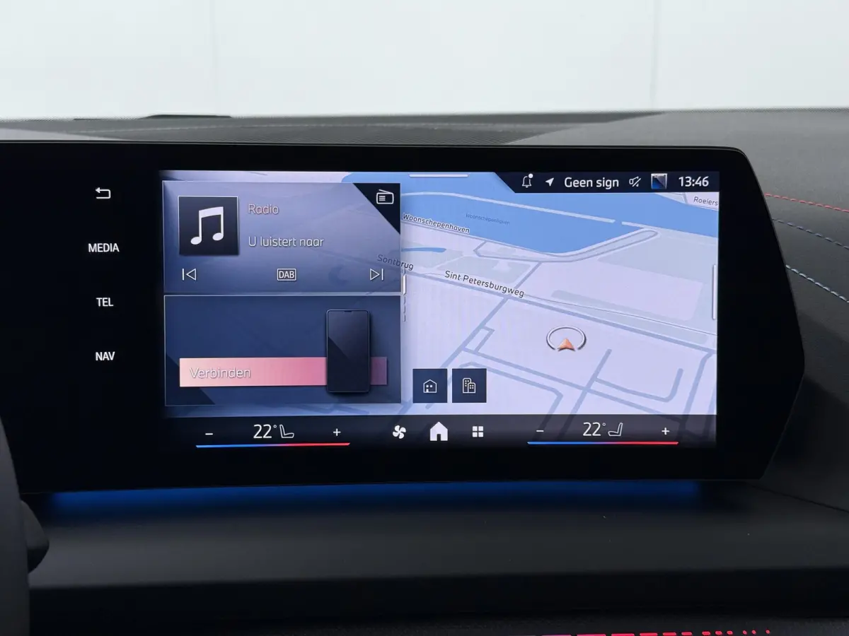 120 | M-Sport Pro | Harman Kardon | Adaptive Cruise | Trekhaak | Comfort Access |