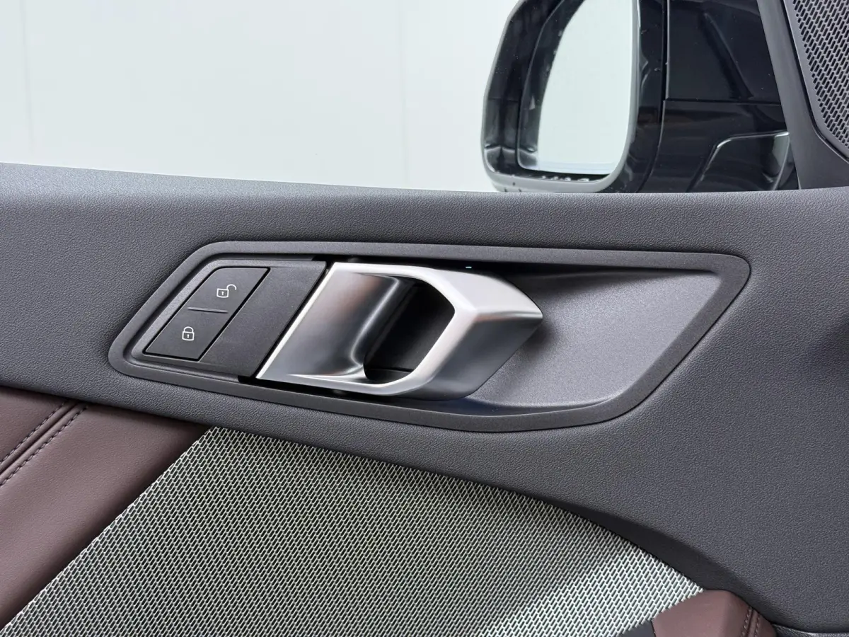 120 | M-Sport Pro | Harman Kardon | Adaptive Cruise | Trekhaak | Comfort Access |