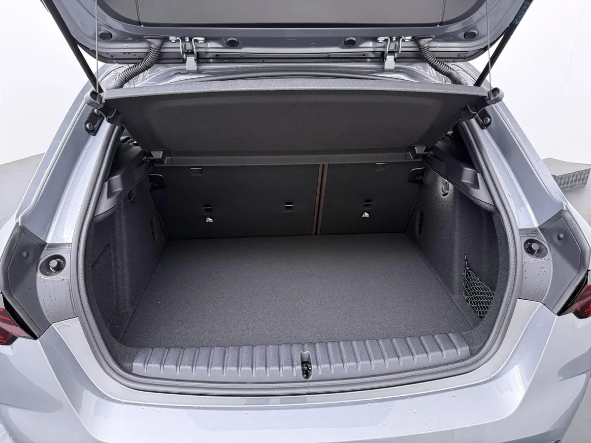 120 | M-Sport Pro | Harman Kardon | Adaptive Cruise | Trekhaak | Comfort Access |