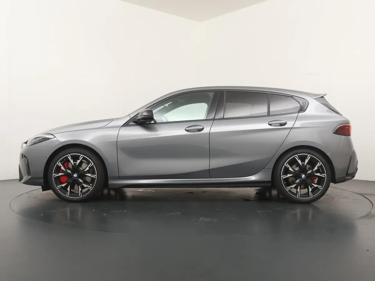 120 | M-Sport Pro | Harman Kardon | Adaptive Cruise | Trekhaak | Comfort Access |