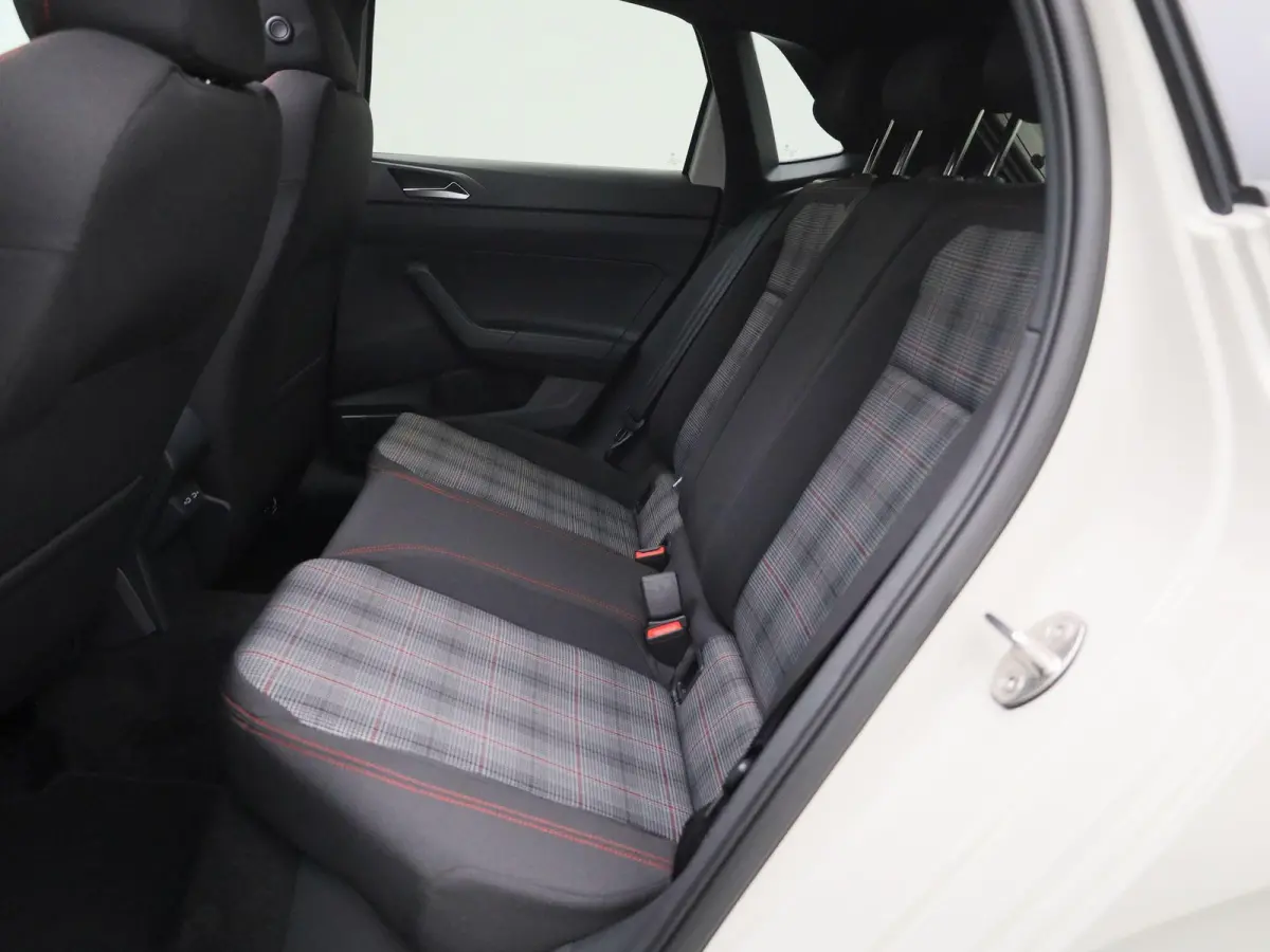 2.0 TSI GTI 207 PK Demo | Panoramadak | Navigatie Pro | Stoelverwarming | Achteruitrijcamera | Digitale Cockpit Pro | Sportonderstel Inclusief Rijprofielkeuze