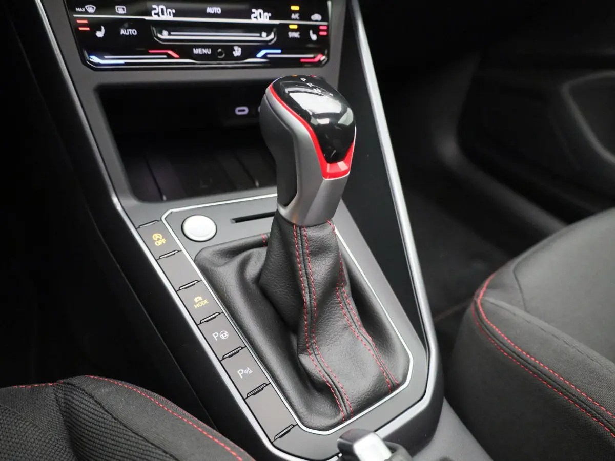 2.0 TSI GTI 207 PK Demo | Panoramadak | Navigatie Pro | Stoelverwarming | Achteruitrijcamera | Digitale Cockpit Pro | Sportonderstel Inclusief Rijprofielkeuze