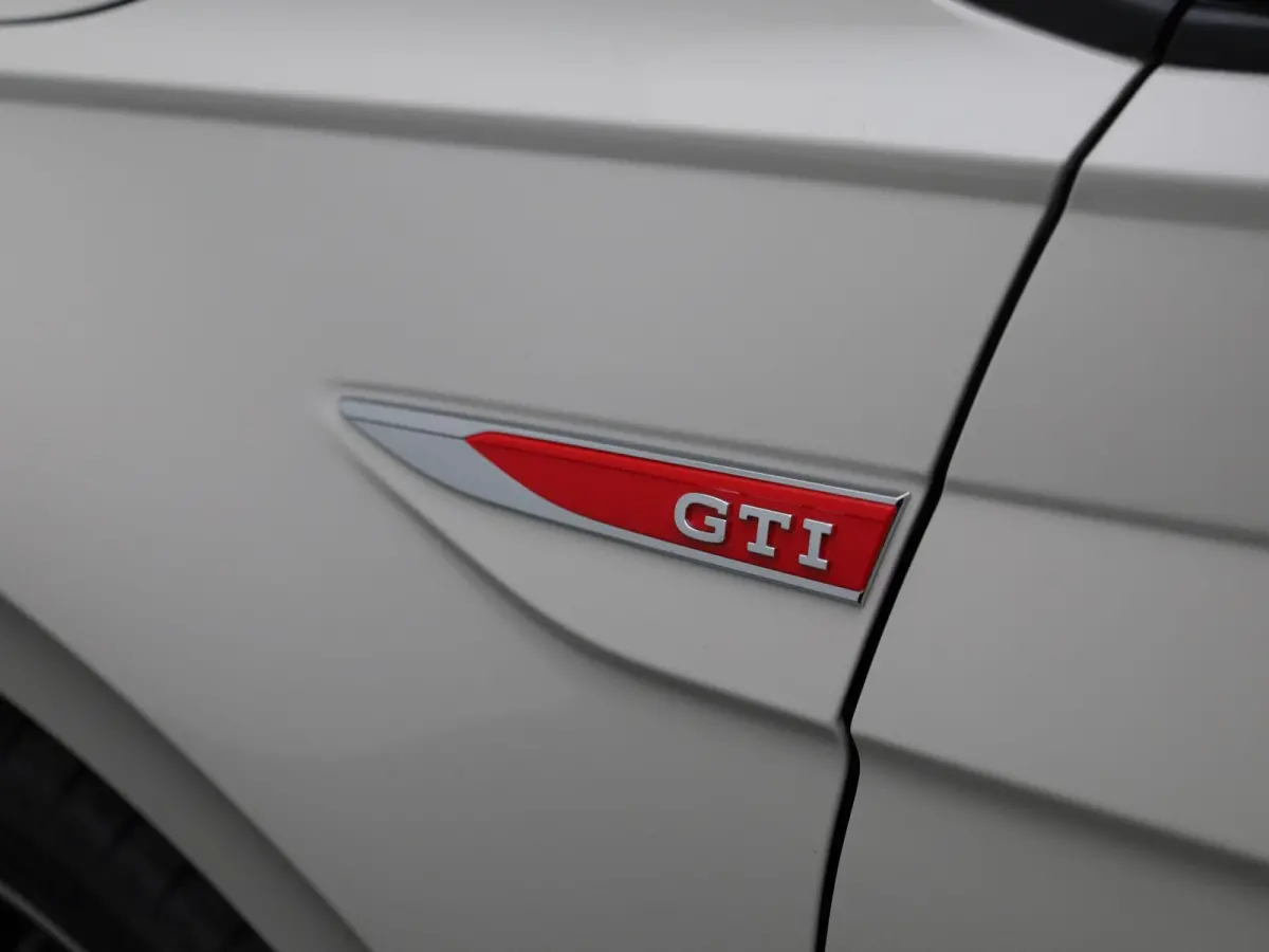 2.0 TSI GTI 207 PK Demo | Panoramadak | Navigatie Pro | Stoelverwarming | Achteruitrijcamera | Digitale Cockpit Pro | Sportonderstel Inclusief Rijprofielkeuze