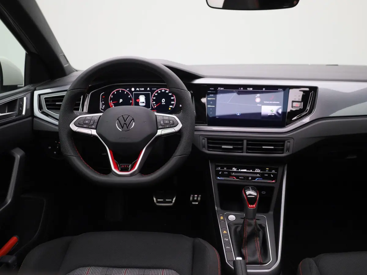 2.0 TSI GTI 207 PK Demo | Panoramadak | Navigatie Pro | Stoelverwarming | Achteruitrijcamera | Digitale Cockpit Pro | Sportonderstel Inclusief Rijprofielkeuze