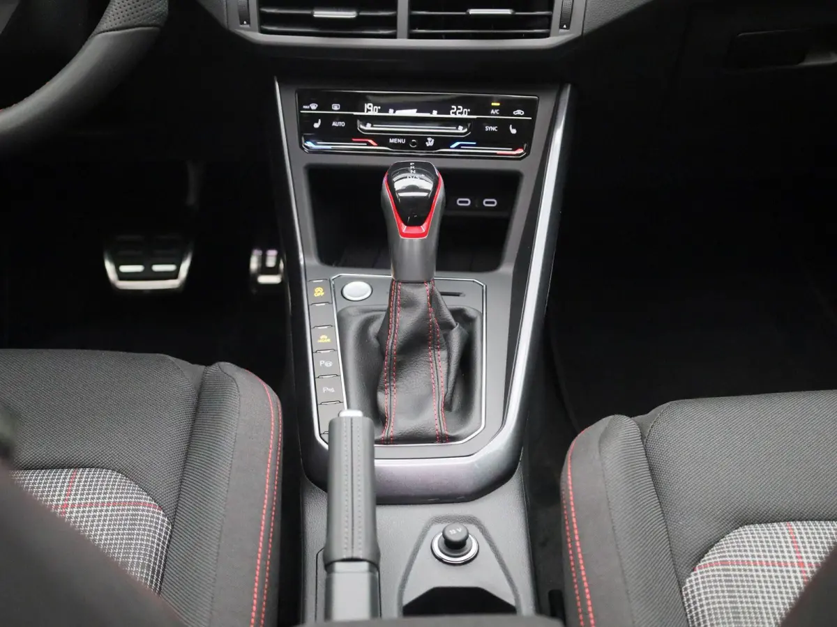 2.0 TSI GTI 207 PK Demo | Panoramadak | Navigatie Pro | Stoelverwarming | Achteruitrijcamera | Digitale Cockpit Pro | Sportonderstel Inclusief Rijprofielkeuze