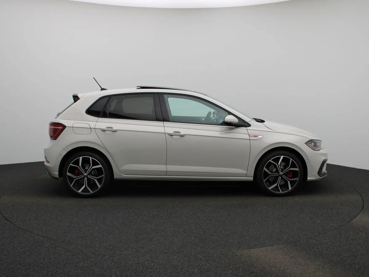 2.0 TSI GTI 207 PK Demo | Panoramadak | Navigatie Pro | Stoelverwarming | Achteruitrijcamera | Digitale Cockpit Pro | Sportonderstel Inclusief Rijprofielkeuze