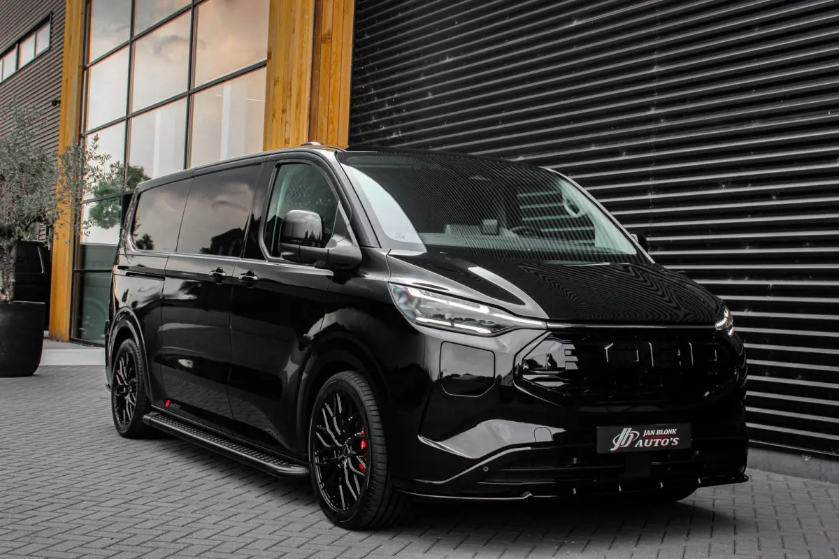 Cust. 340 L2H1 Limited 71 kWh 218PK / RAPTOR EDITON / CAMERA / 370KM RANGE /APPLE CARPLAY DRIVERS- PACK FULL OPTION