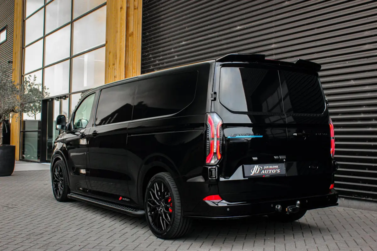 Cust. 340 L2H1 Limited 71 kWh 218PK / RAPTOR EDITON / CAMERA / 370KM RANGE /APPLE CARPLAY DRIVERS- PACK FULL OPTION