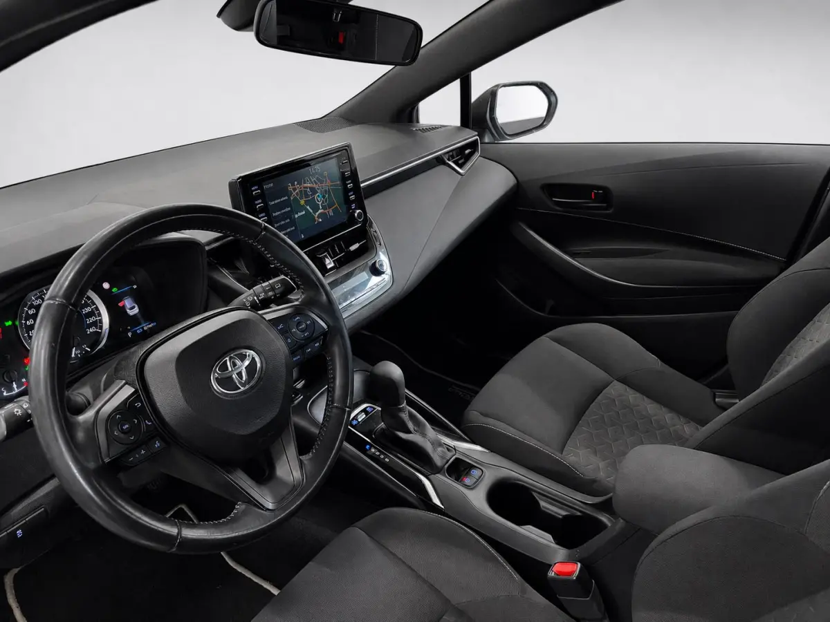 1.8 Hybrid Business Navigatie Apple CarPlay Android Auto Camera Adaptive Cruise Control Stoelverwarming Climate Control Lichtmetalen velgen