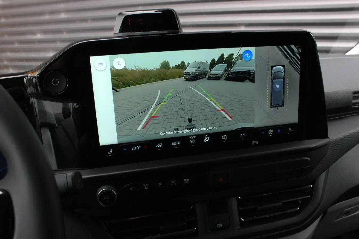 Cust. 340 L2H1 Limited 71kWh 218PK / 360 CAMERA / 370KM RANGE / APPLE CARPLAY /DRIVERS- PACK / FULL OPTION