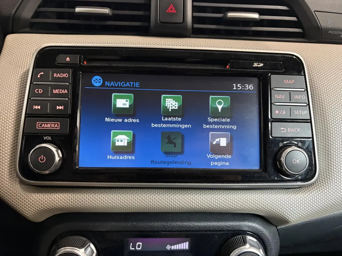 0.9 IG-T N-Connecta Navigatie Climate control Lichtmetalen velgen