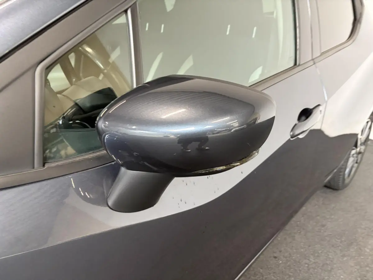 0.9 IG-T N-Connecta Navigatie Climate control Lichtmetalen velgen