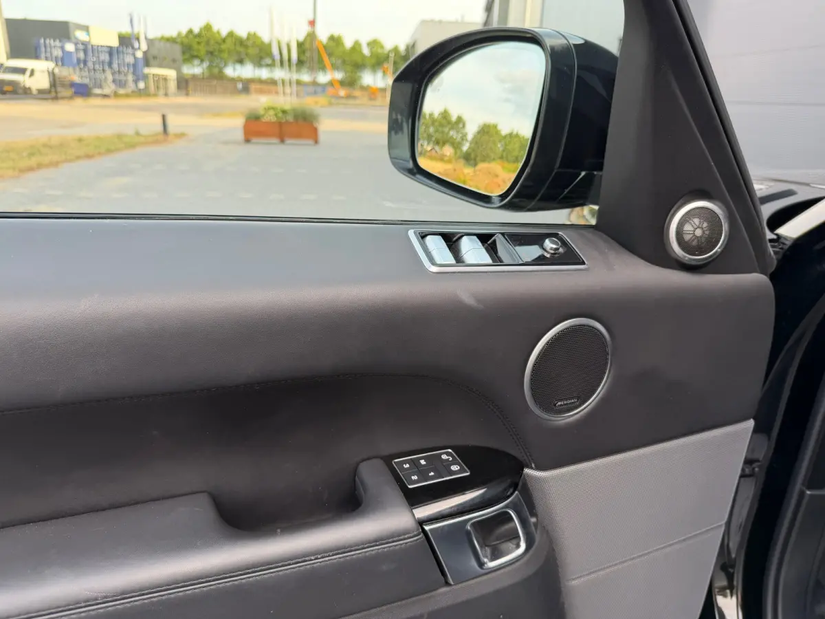 2.0 P400e HSE Dynamic BLACK M19 PANO|NAVI|LEDER|LED|CLIMATE
