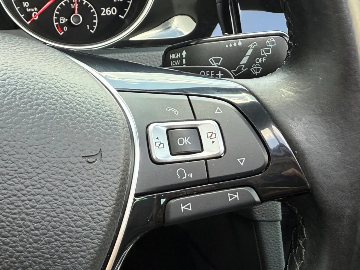 1.4 TSI Highline | Pano | Xenon | Cruise | Navi