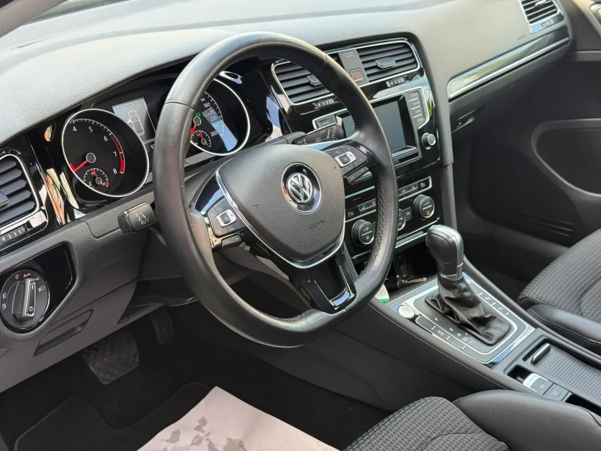 1.4 TSI Highline | Pano | Xenon | Cruise | Navi