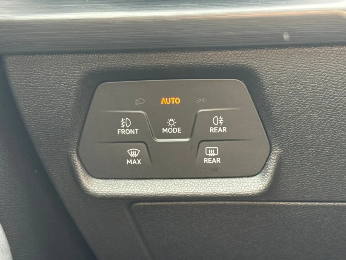 1.5TSI 150pk DSG Business Edition | ACC | Carplay | Camera | Trekhaak