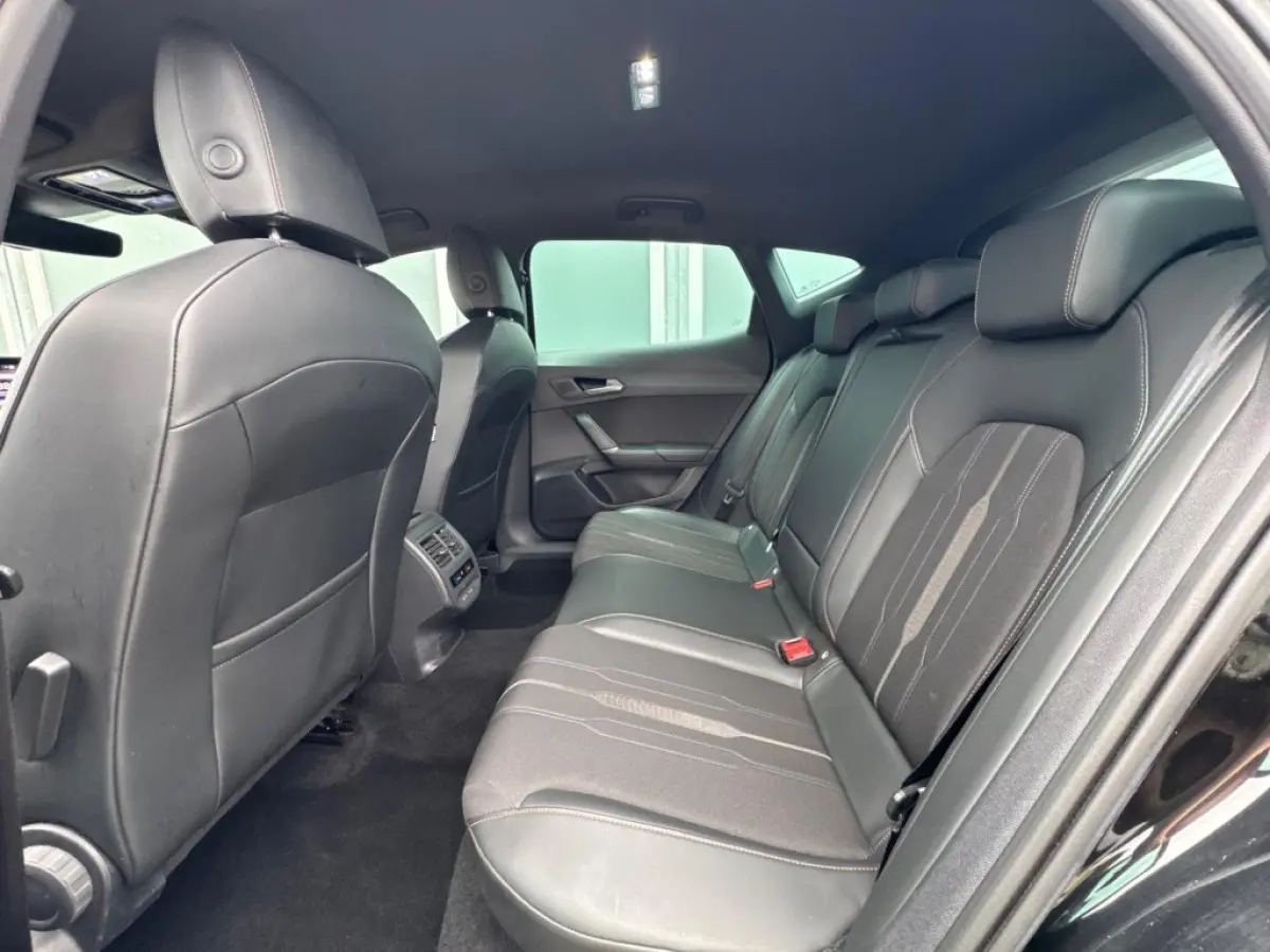 1.5TSI 150pk DSG Business Edition | ACC | Carplay | Camera | Trekhaak