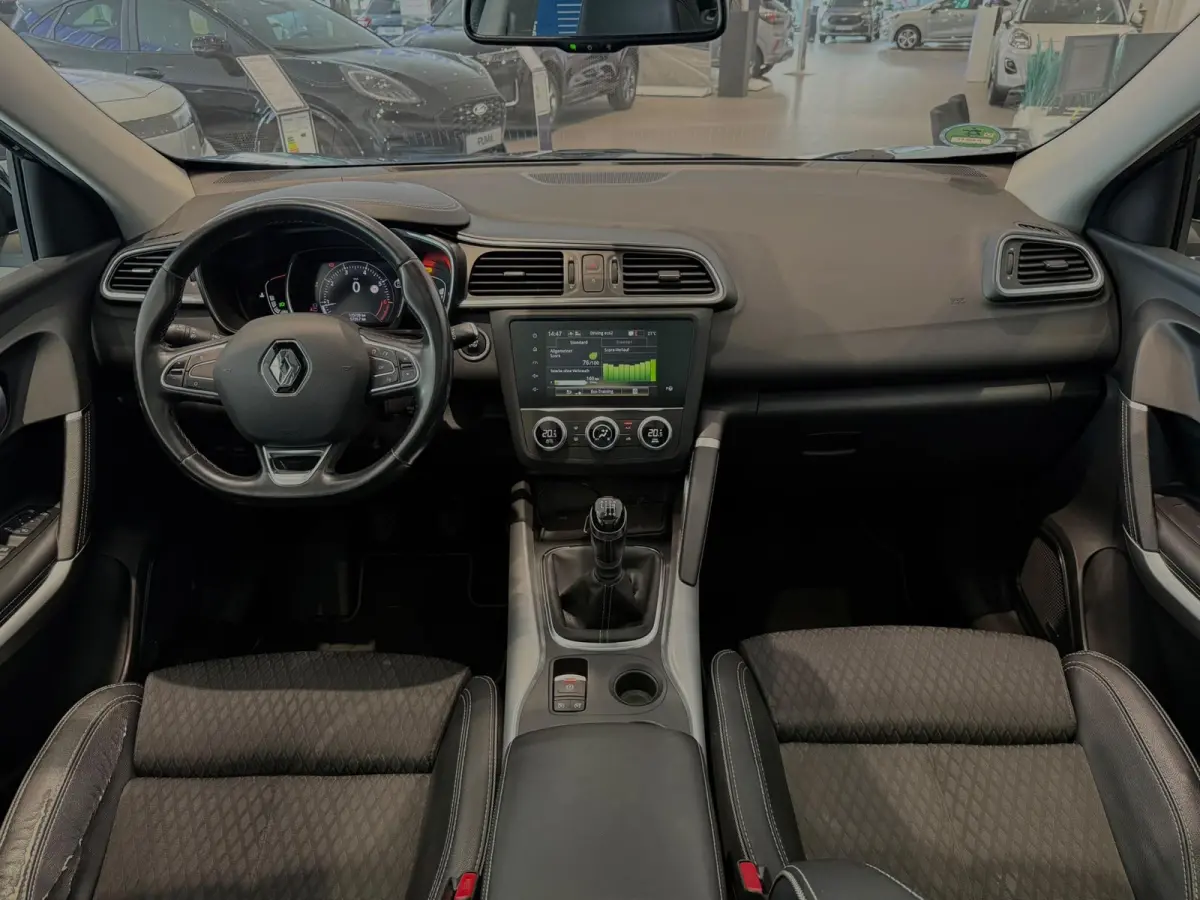 1.3 TCe Black Edition PANORAMA DAK | STOEL VERWARMING | WINTERSET VELGEN | CAMERA | BOSE AUDIO | HALF LEER