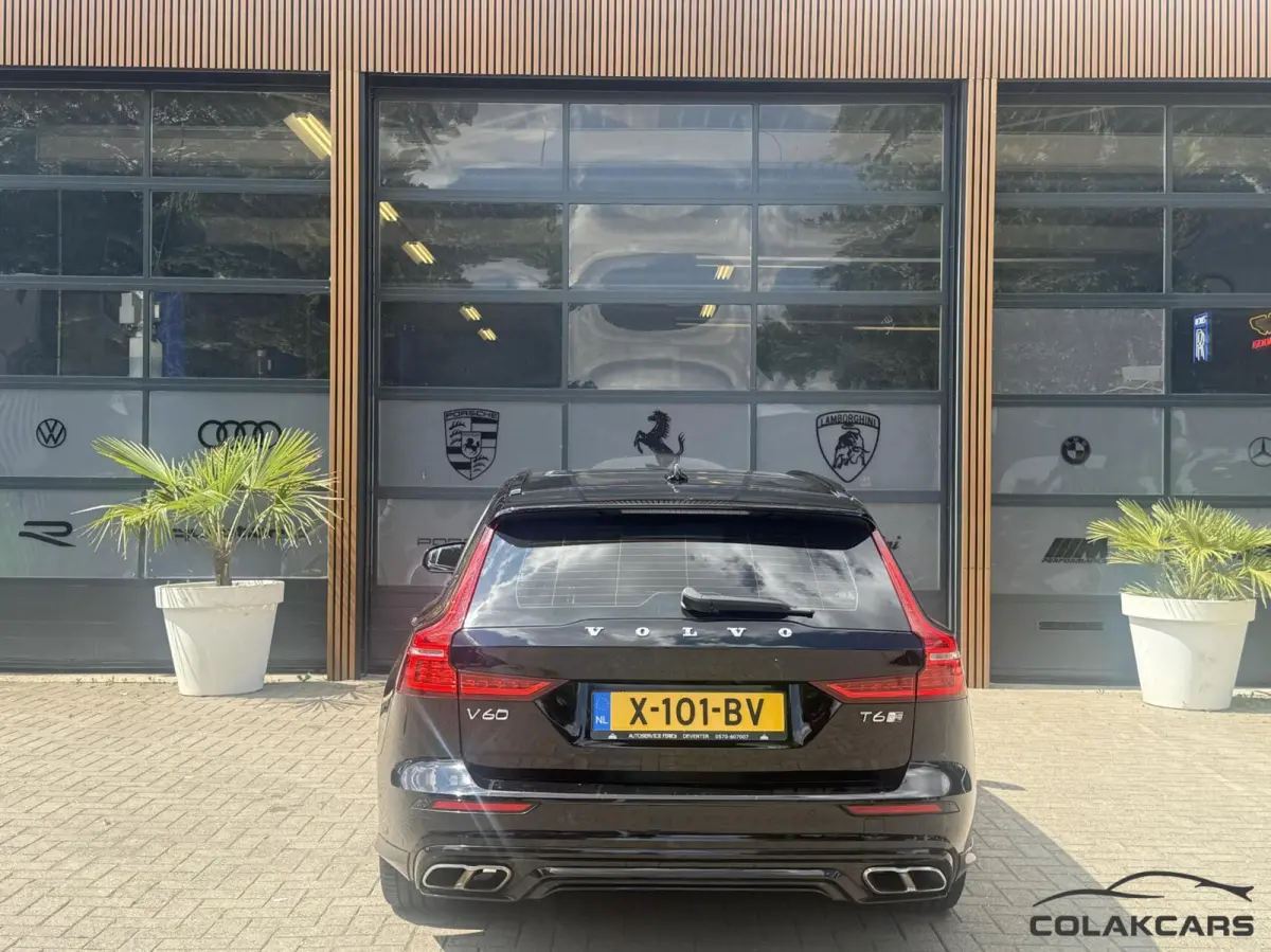 2.0 T6 Twin Engine AWD R-Design-Trekh-NAP-Pano-VOL