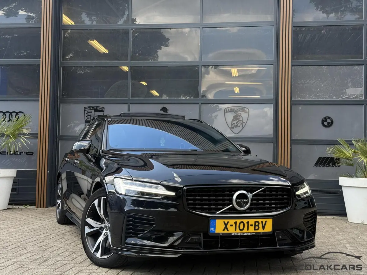 2.0 T6 Twin Engine AWD R-Design-Trekh-NAP-Pano-VOL