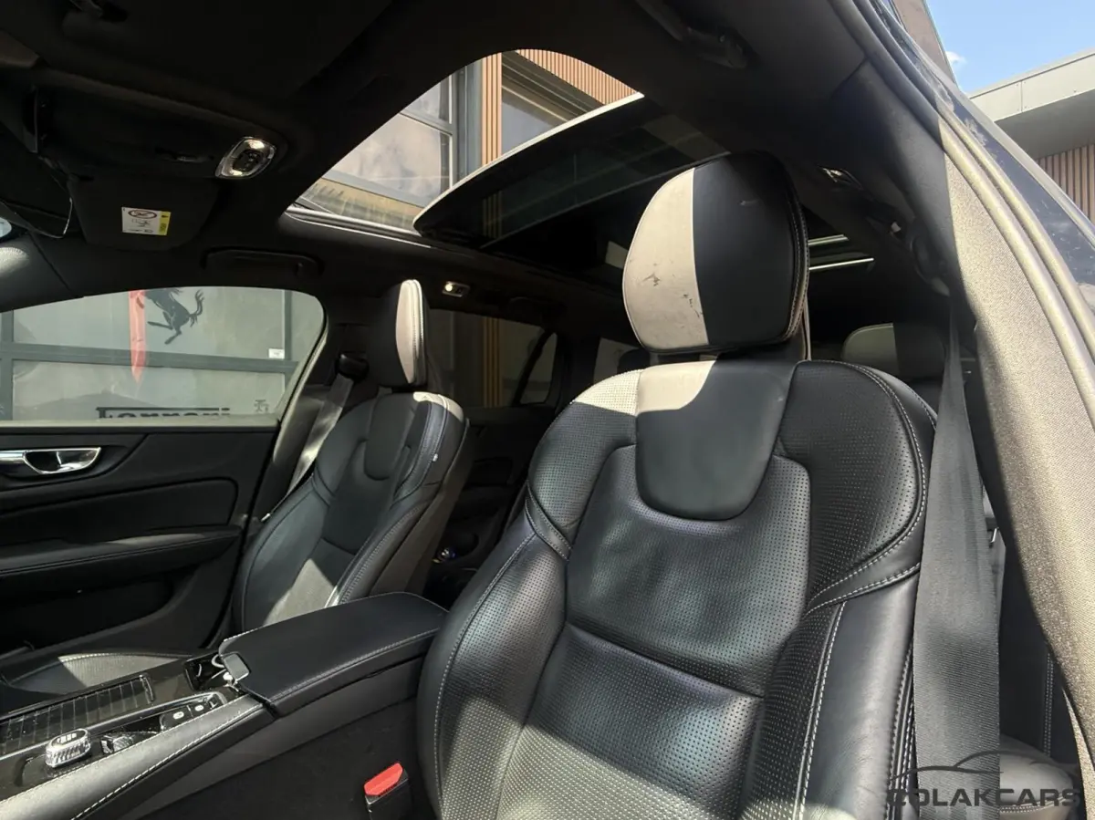 2.0 T6 Twin Engine AWD R-Design-Trekh-NAP-Pano-VOL