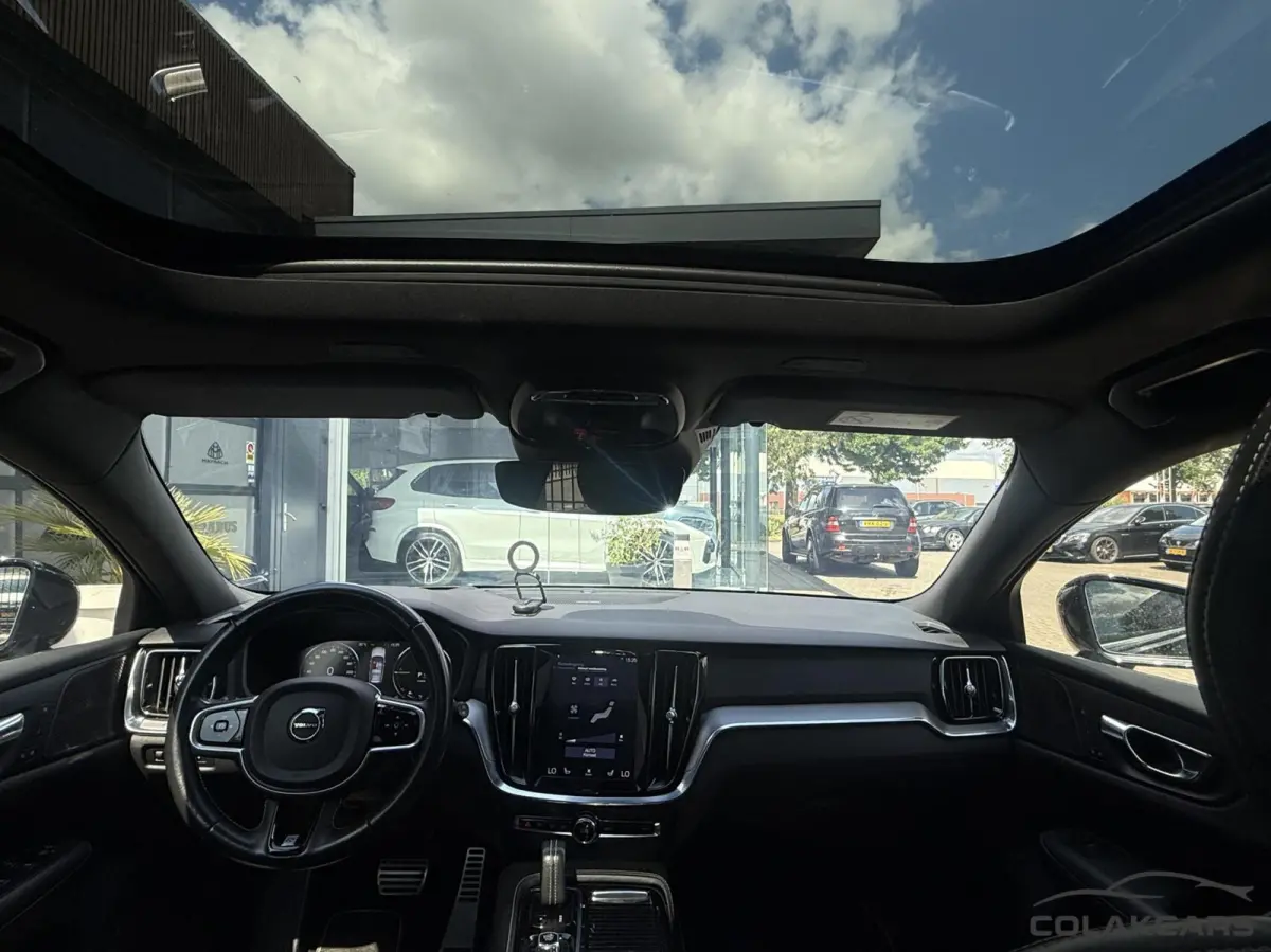 2.0 T6 Twin Engine AWD R-Design-Trekh-NAP-Pano-VOL