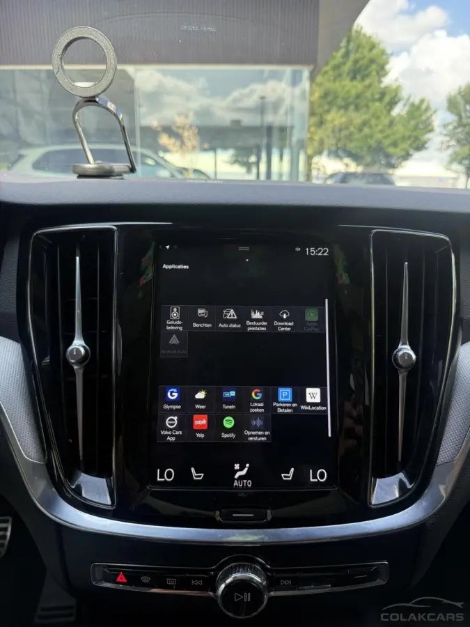2.0 T6 Twin Engine AWD R-Design-Trekh-NAP-Pano-VOL
