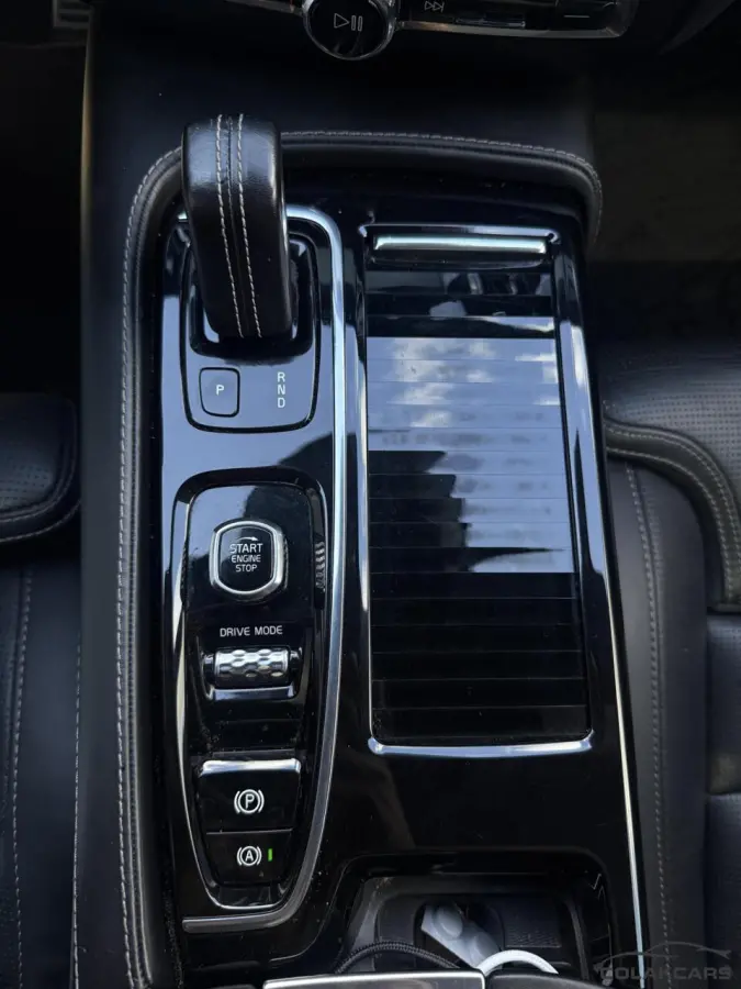 2.0 T6 Twin Engine AWD R-Design-Trekh-NAP-Pano-VOL